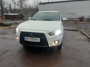 Авто Mitsubishi Outlander 2010 № 8527963
