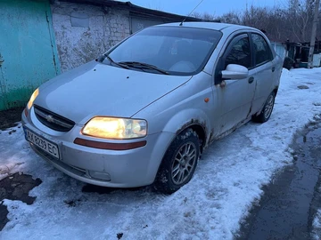 Авто Chevrolet Aveo 2005 № 8527966