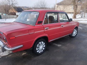 Авто ВАЗ 2103 1983 № 8527989