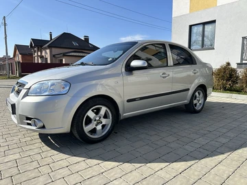 Авто Chevrolet Aveo 2008 № 8528223