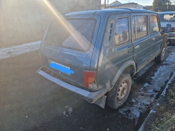 Авто ВАЗ 2131 2000 № 8528269