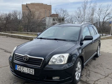 Авто Toyota Avensis 2004 № 8528282