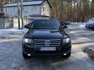 Авто Volkswagen Touareg 2005 № 8528318