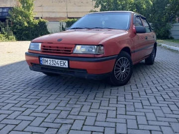 Авто Opel Vectra 1990 № 8528567