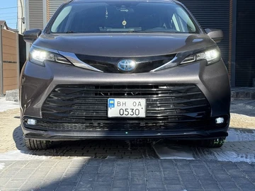 Авто Toyota Sienna 2021 № 8528979