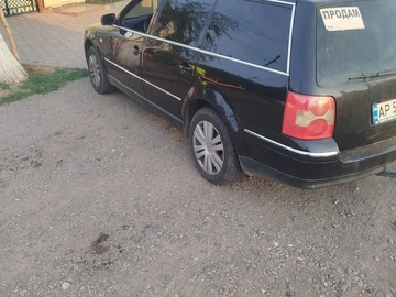 Авто Volkswagen Passat Variant 2002 № 8529025
