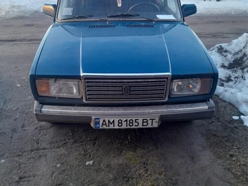 Авто ВАЗ 2107 2004 № 8529073