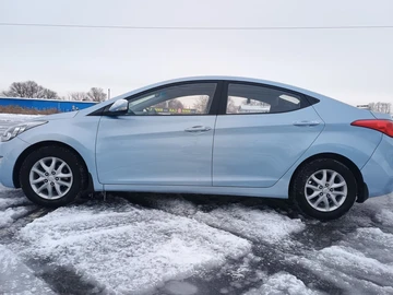 Авто Hyundai Elantra 2013 № 8529208