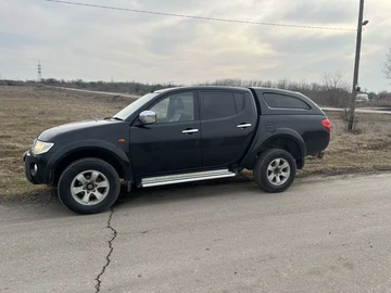 Авто Mitsubishi L 200 2009 № 8529554
