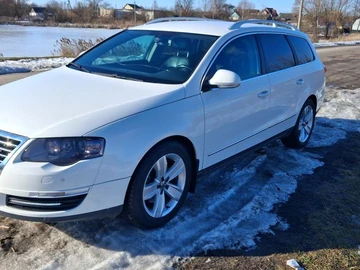 Авто Volkswagen Passat Variant 2010 № 8529582