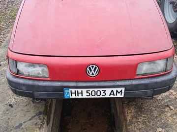 Авто Volkswagen Passat Sedan 1989 № 8529654