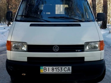 Авто Volkswagen Transporter 2000 № 8529677