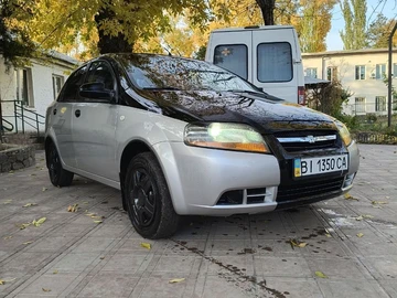 Авто Chevrolet Aveo 2005 № 8529847
