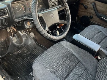 Авто ВАЗ 2107 1987 № 8529920