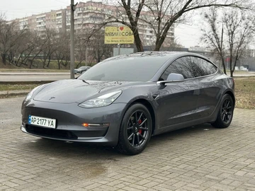 Авто Tesla Model 3 2019 № 8530074