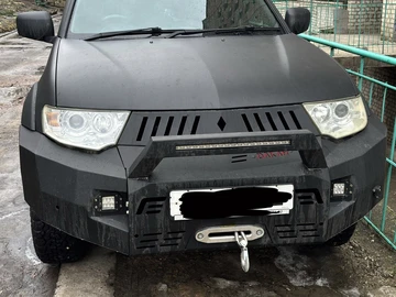 Авто Mitsubishi L 200 2013 № 8530108
