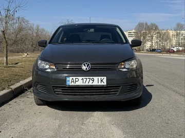 Авто Volkswagen Polo 2011 № 8530144