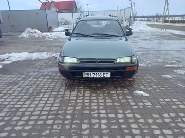 Авто Toyota Avensis Verso 1993 № 8530365