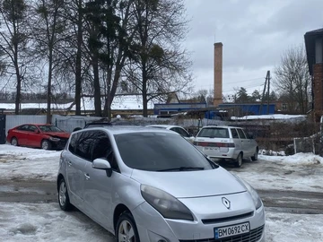 Авто Renault Grand Scenic 2010 № 8530378