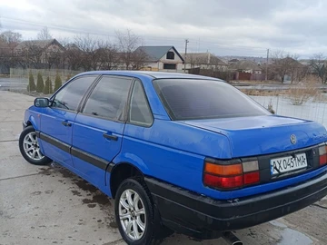 Авто Volkswagen Passat Cc 1993 № 8530389