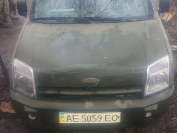 Авто Ford Tourneo Connect 2003 № 8530409