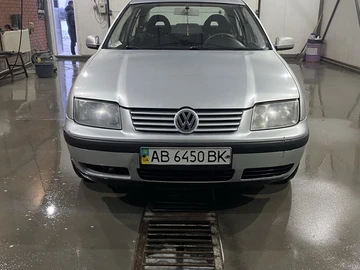 Авто Volkswagen Bora 2001 № 8530410