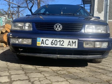 Авто Volkswagen Passat Variant 1995 № 8530452