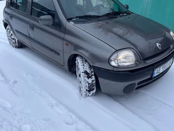 Авто Renault Clio 2000 № 8530550