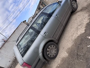 Авто Volkswagen Passat Sedan 2004 № 8530759