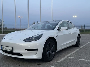 Авто Tesla Model 3 2020 № 8530786