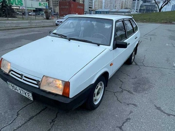 Авто ВАЗ 21093 1998 № 8530814