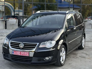 Авто Volkswagen Touran 2009 № 8530901