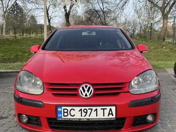 Авто Volkswagen Golf 2004 № 8530908