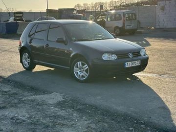 Авто Volkswagen Golf 2003 № 8530995