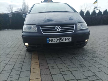 Авто Volkswagen Sharan 2005 № 8531004