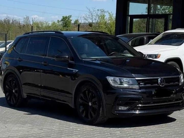 Авто Volkswagen Tiguan 2021 № 8531085