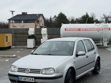 Авто Volkswagen Golf 1998 № 8531100