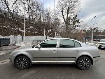 Авто Skoda Superb 2007 № 8531101