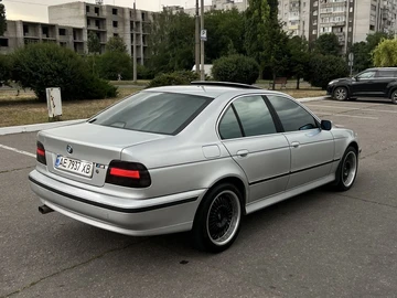 Авто BMW 5 Серия 2000 № 8531120