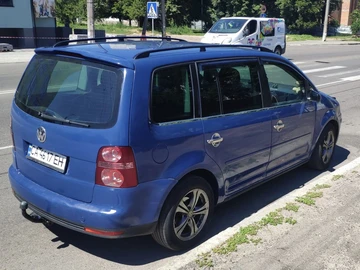 Авто Volkswagen Touran 2007 № 8531307