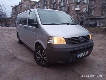 Авто Volkswagen Transporter 2009 № 8531313