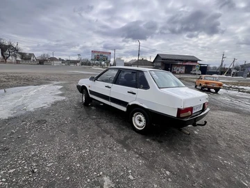 Авто ВАЗ 21099 1992 № 8531321