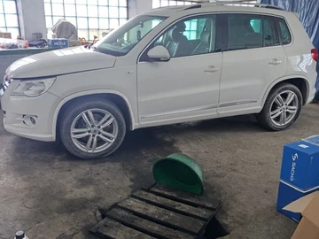 Авто Volkswagen Tiguan 2009 № 8531448