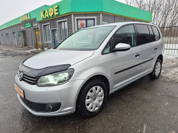 Авто Volkswagen Touran 2013 № 8531453
