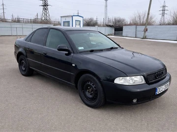 Авто Audi A4 2000 № 8531635