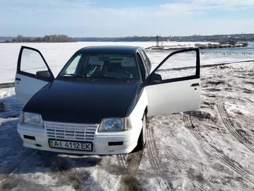 Авто Opel Kadett 1987 № 8531671