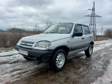 Авто Chevrolet Niva 2004 № 8531673