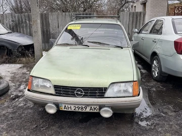 Авто Opel Rekord 1983 № 8531972