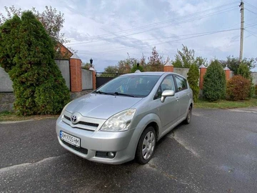 Авто Toyota Corolla Verso 2005 № 8532028