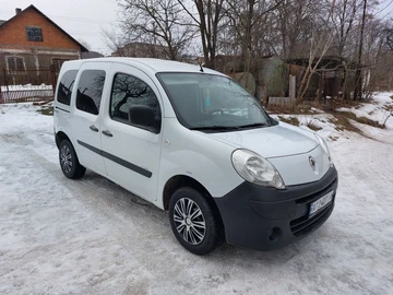 Авто Renault Kangoo Passenger 2010 № 8532203